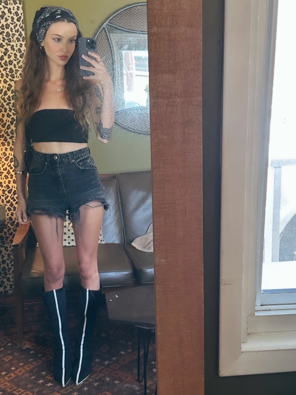 ZARA HIGH RISE DENIM SHORTS